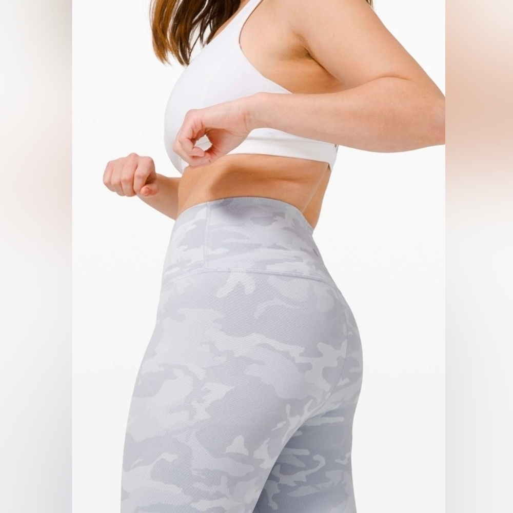 LULULEMON Wunder Under High Rise Tigh 25